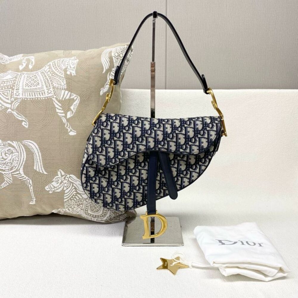 Dior Women Pre-Loved Bag Very Good Condition